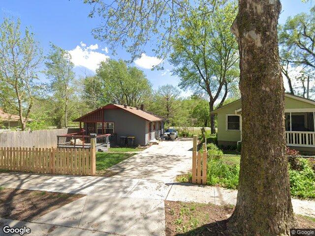 4633 chelsea ave, kansas city,  MO 64130