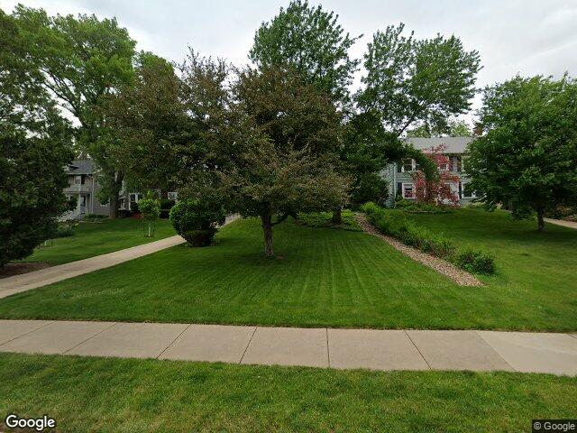 2148 blake blvd se, cedar rapids,  IA 52403