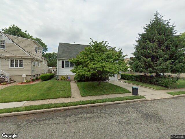 53 petersilge dr, little ferry,  NJ 07643