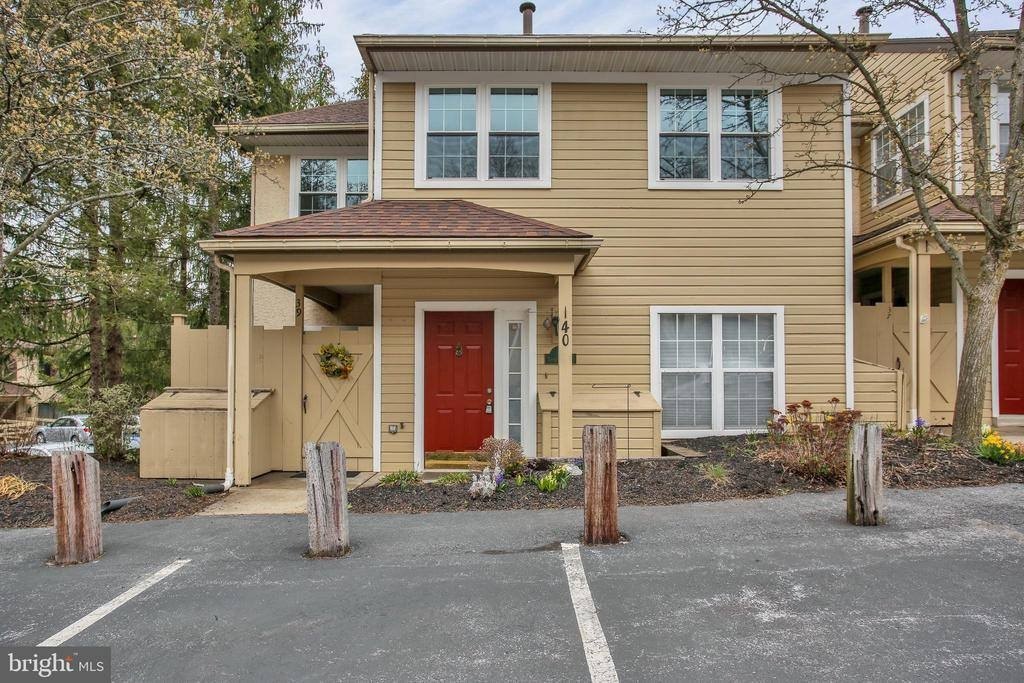 40 tanglewood dr, reading,  PA 19607