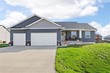 2777 creekview trl, palo,  IA 52324