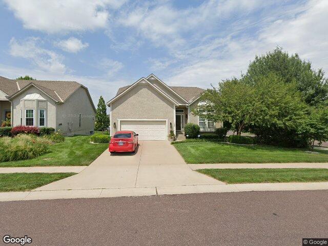 7302 w 157th ter, overland park,  KS 66223