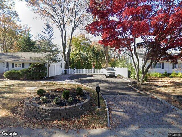 235 n franklin tpke, ho ho kus,  NJ 07423