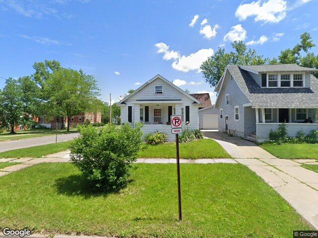 129 13th st nw, cedar rapids,  IA 52405