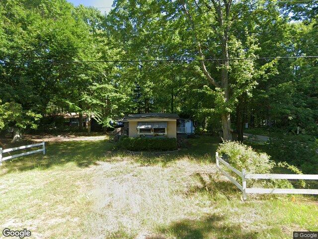 77498 20th ave, south haven,  MI 49090