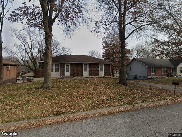 2919 s downey ave, independence,  MO 64055
