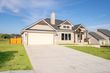 124 e magnolia cir, la vernia,  TX 78121