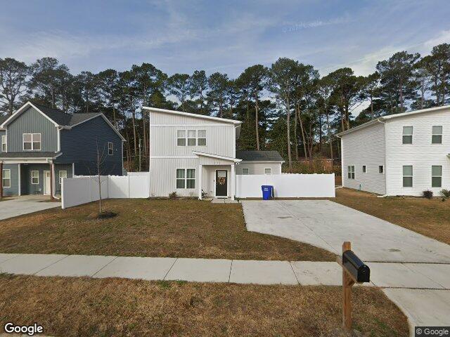 1222 s 2nd st, smithfield,  NC 27577