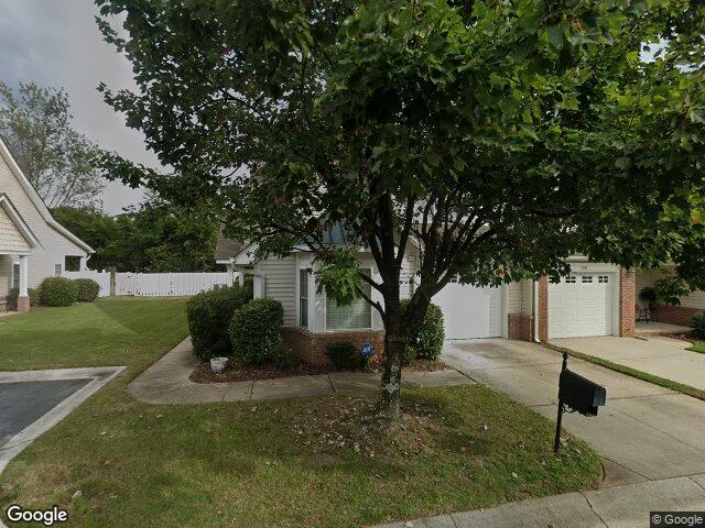 208 summit sq, columbia,  SC 29229