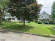 1739 b ave ne, cedar rapids,  IA 52402