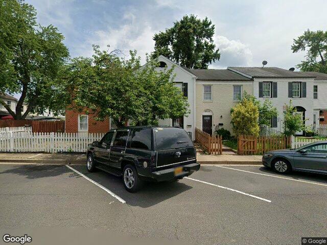 9253 george st, manassas,  VA 20110
