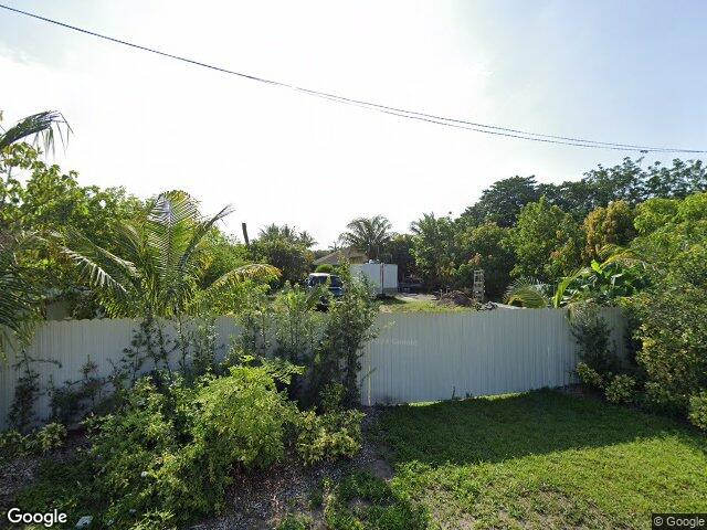 5676 se inez ave, stuart,  FL 34997