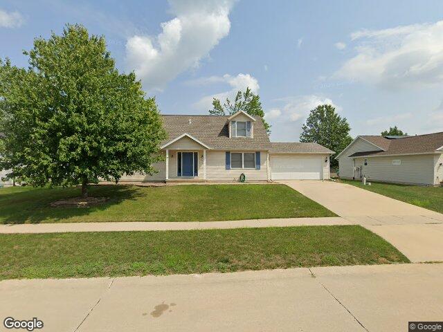 260 34th ave, marion,  IA 52302
