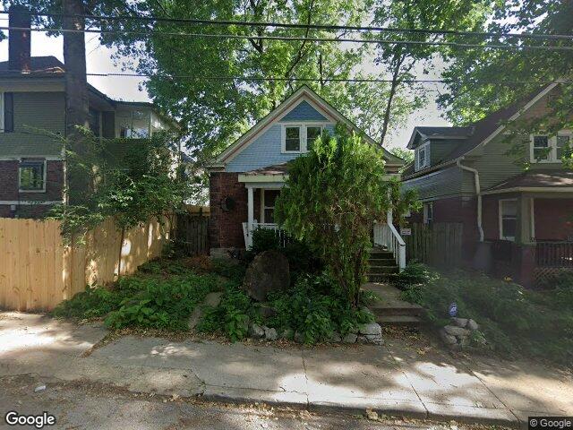 715 e 43rd st, kansas city,  MO 64110