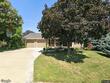608 sunshine dr, richmond,  MO 64085