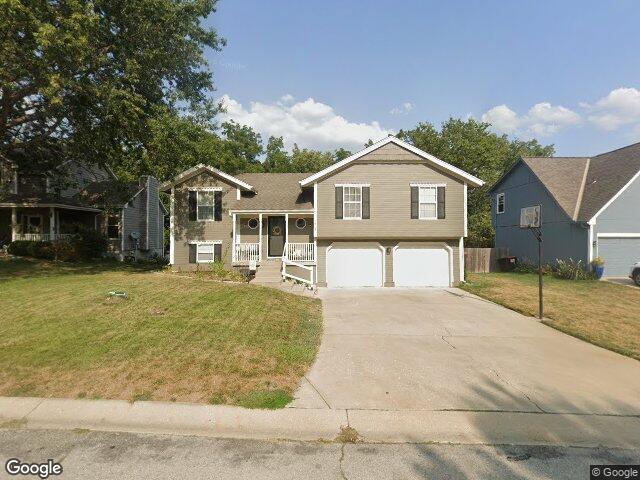 1305 ne quail walk dr, blue springs,  MO 64014
