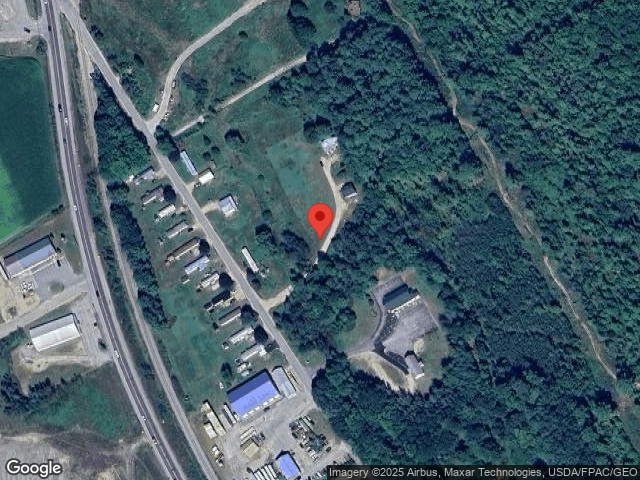 27.9 cummings lane, oxford,  ME 04270