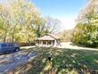 3600 ne 35th st, kansas city,  MO 64117