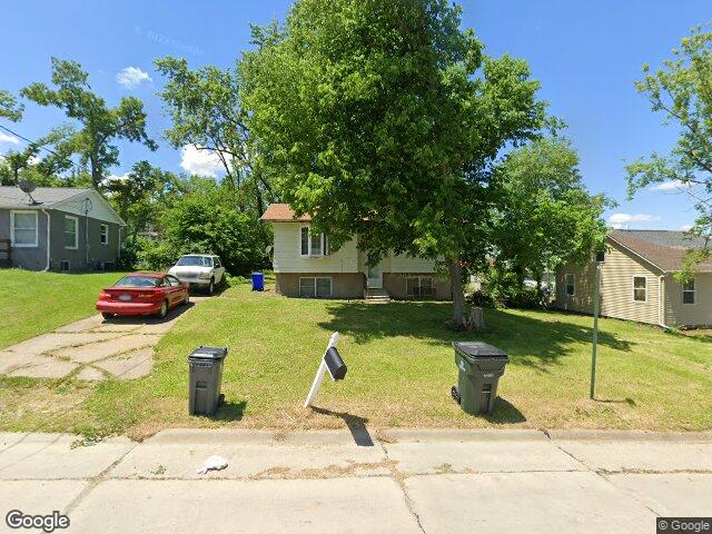 232 27th st nw, cedar rapids,  IA 52405