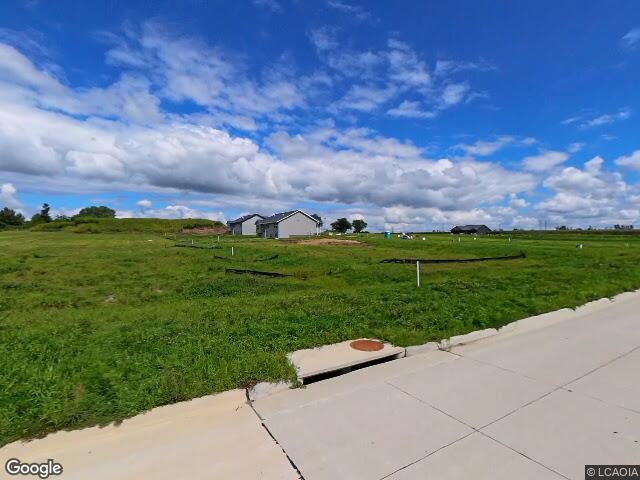 lot 35 village way, robins,  IA 52328