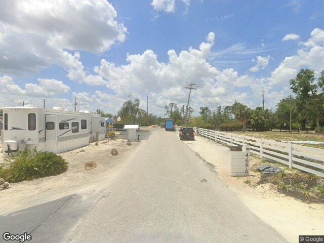 2082 44-a, wildwood,  FL 34785