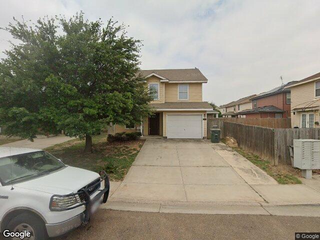 17402 college port dr, laredo,  TX 78045