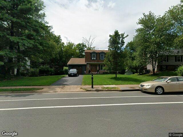 8926 rolling rd, manassas,  VA 20110