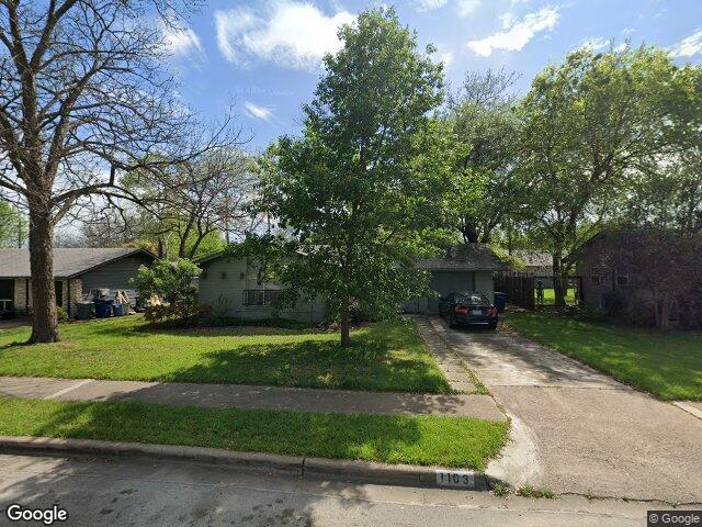 1103 chesapeake dr, austin,  TX 78758