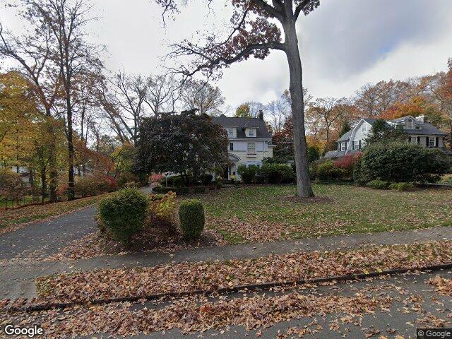 326 w end ave, ridgewood,  NJ 07450
