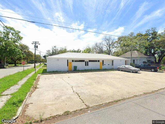 801 w park ave, orange,  TX 77630