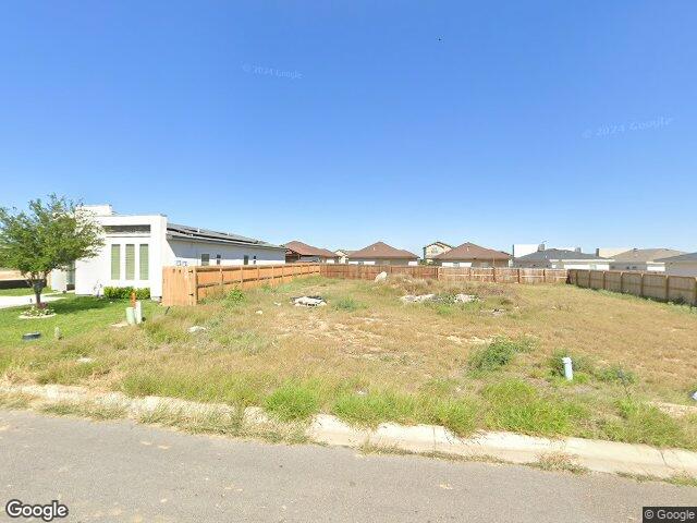 5709 saint joan of arc loop, laredo,  TX 78046