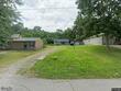 8216 grand ave, kansas city,  MO 64114
