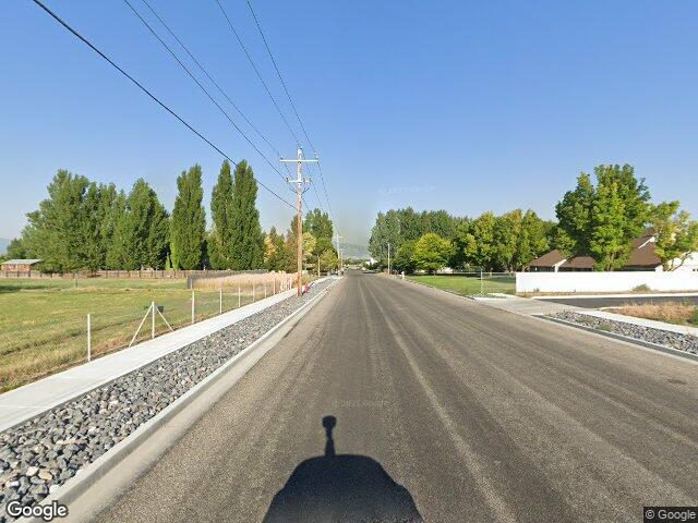 370 w 100 s # 3
                                ,Unit # 3, providence,  UT 84332