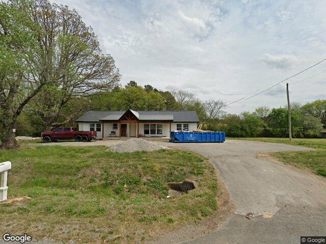 2464 highway 43 s, leoma,  TN 38468