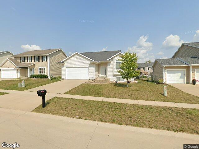 3355 lennon ln, marion,  IA 52302