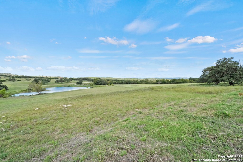 lot 22 n scenic hills ct, blanco,  TX 78606