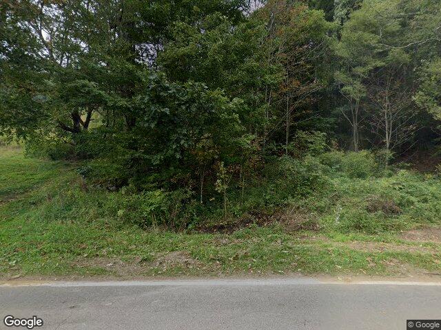 4690 three top rd, creston,  NC 28615