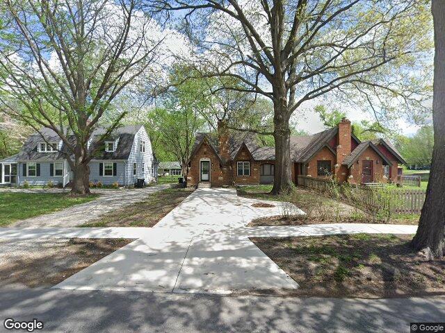 7639 holmes rd, kansas city,  MO 64131