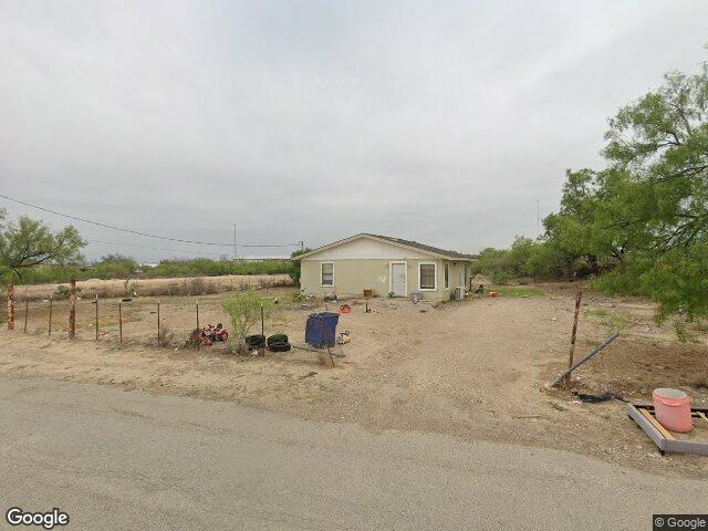 633 molina loop, eagle pass,  TX 78852