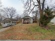 902 s crisp ave, independence,  MO 64054