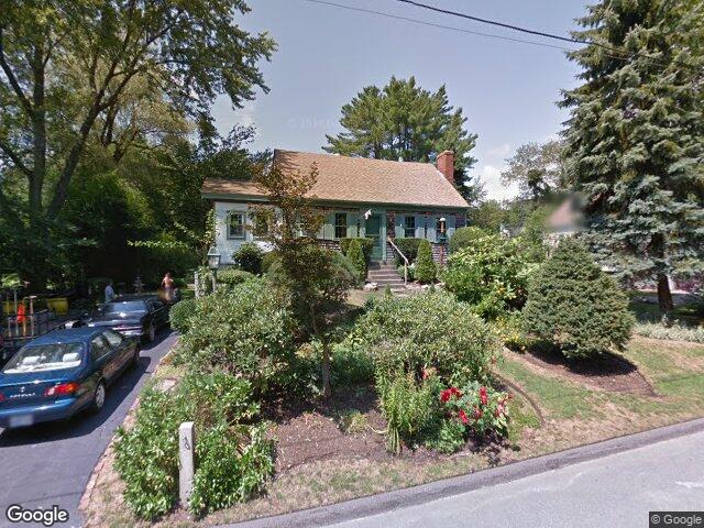 71 proctor ave, east greenwich,  RI 02818