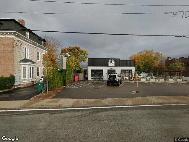 4646 post rd #4
                                ,Unit Apt 4, east greenwich,  RI 02818