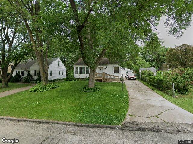 143 21st st sw, cedar rapids,  IA 52404