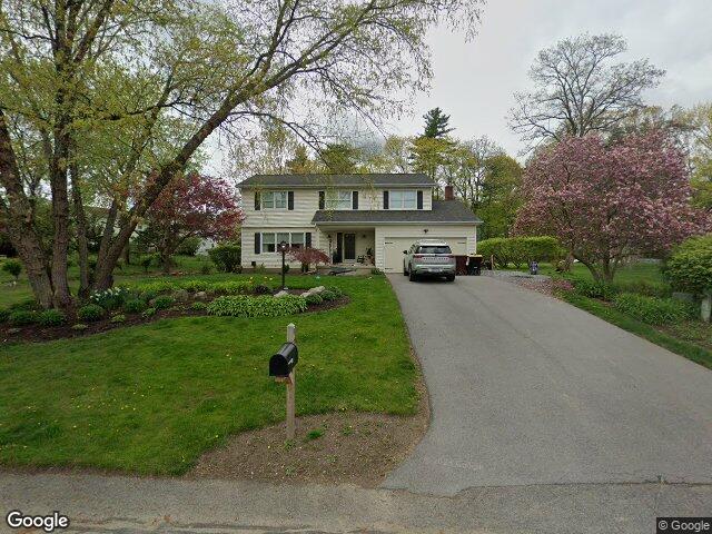 1431 orlyn dr, schenectady,  NY 12309
