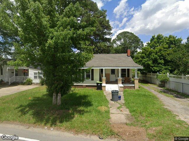 702 w main st, benson,  NC 27504