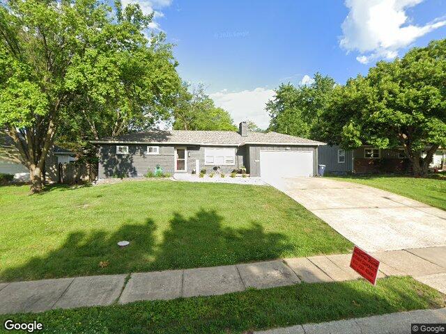 10222 tracy ave, kansas city,  MO 64131