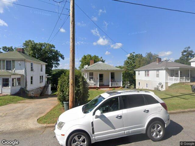 611 watt st, martinsville,  VA 24112