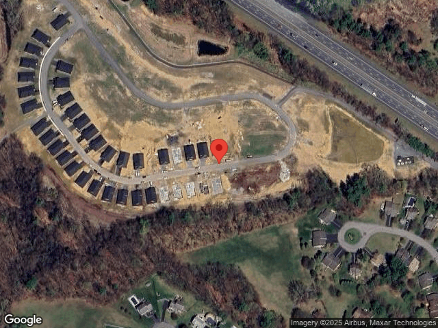 110 whispering pines way, schenectady,  NY 12306