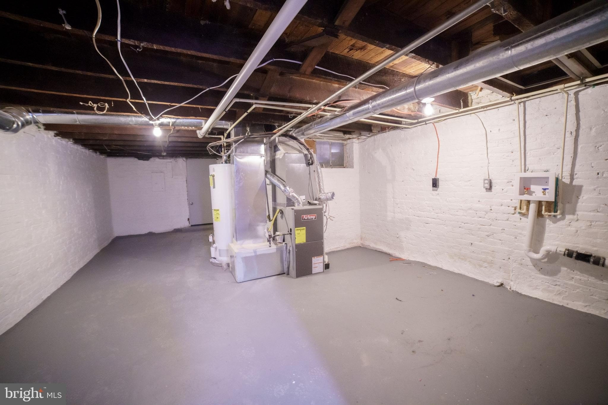 2839 mayfield ave, baltimore,  MD 21213