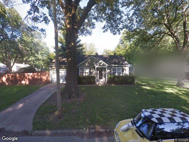 8611 hiawatha rd, kansas city,  MO 64114